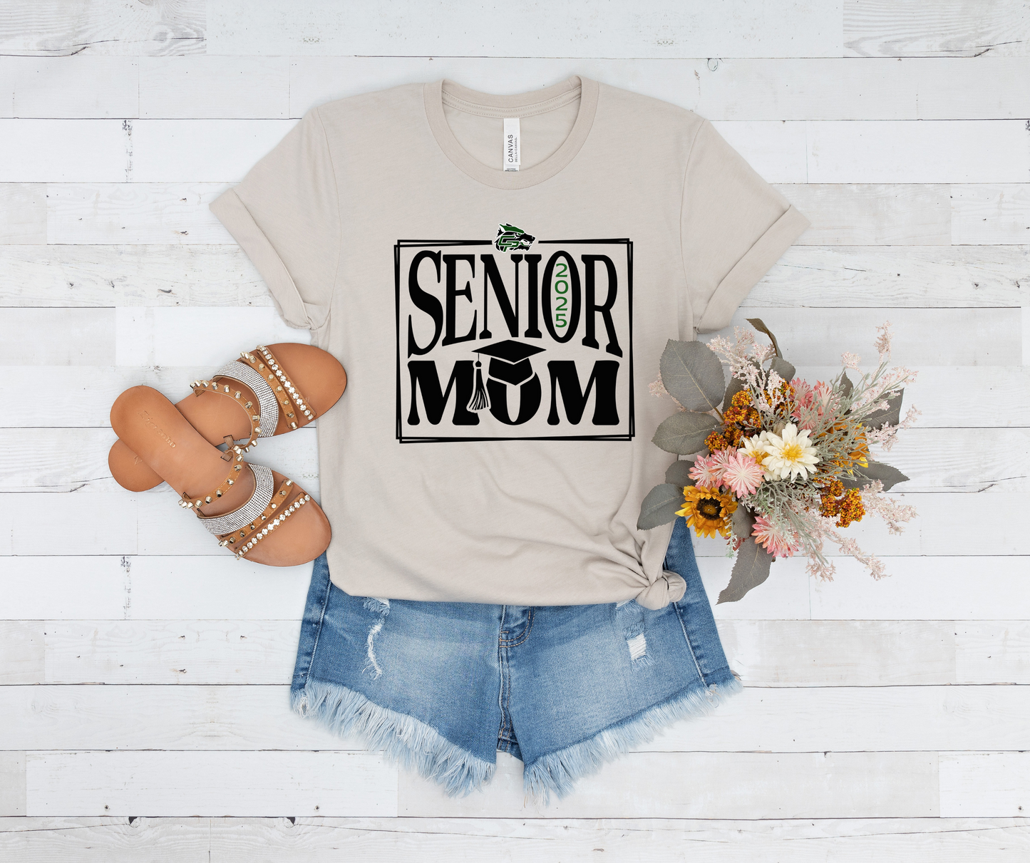 ***PREORDER*** Senior 2025 Mom Grad Hat Tee